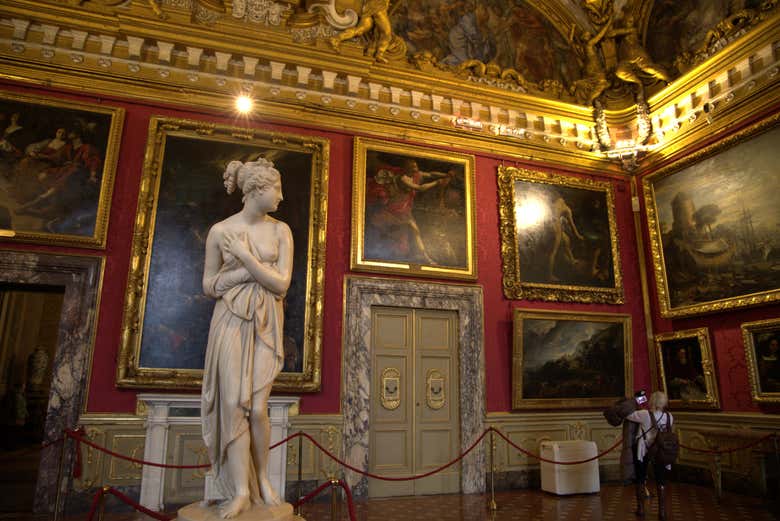 Marvel at Canova's Venus Italica 